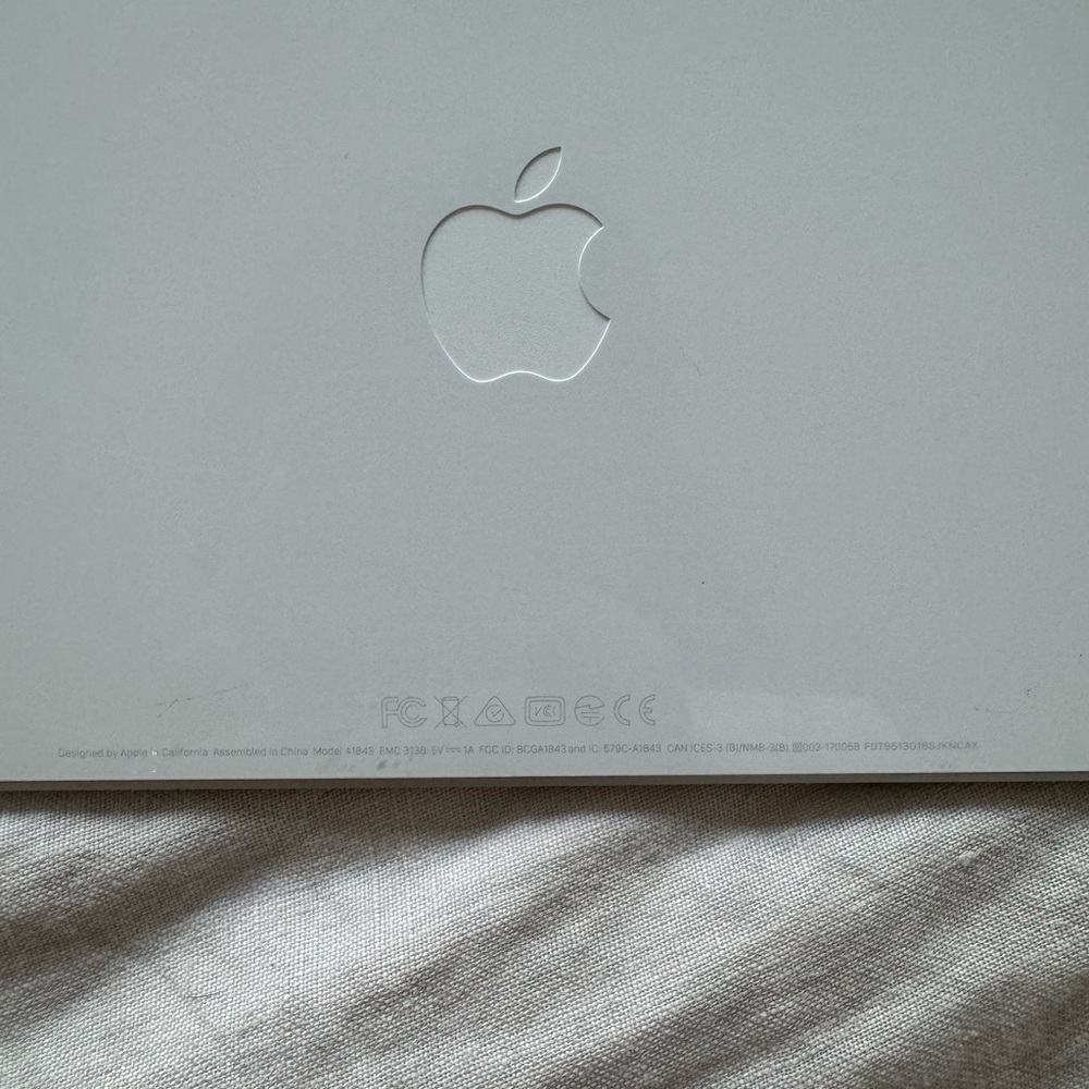 Apple Magic Keyboard - Picture 3 of 4
